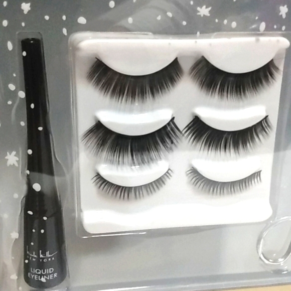 NICOLE MILLER HOLIDAYS IN PARIS 7-PIECE VEGAN MAKEUP ESSENTIALS NWT - Picture 3 of 7